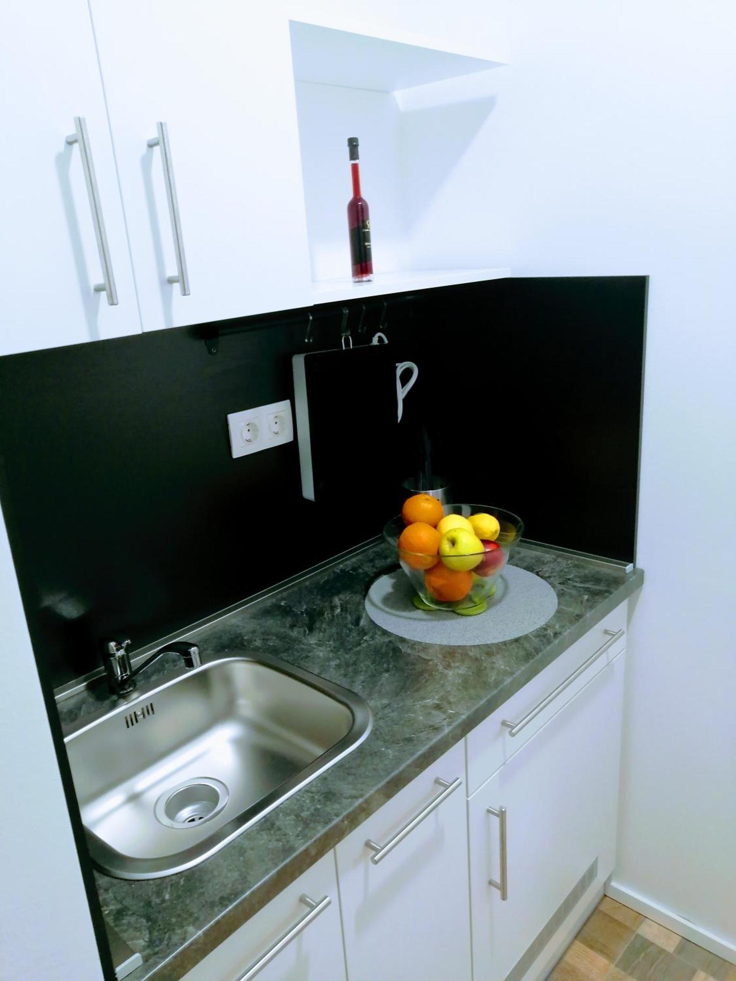 Pula Center - Studio Apartments Bagian luar foto